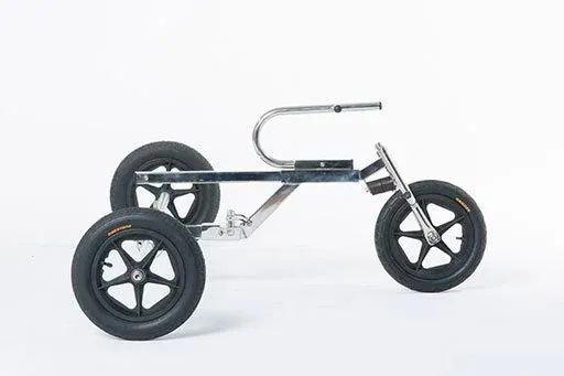 Limitless trike on the ground